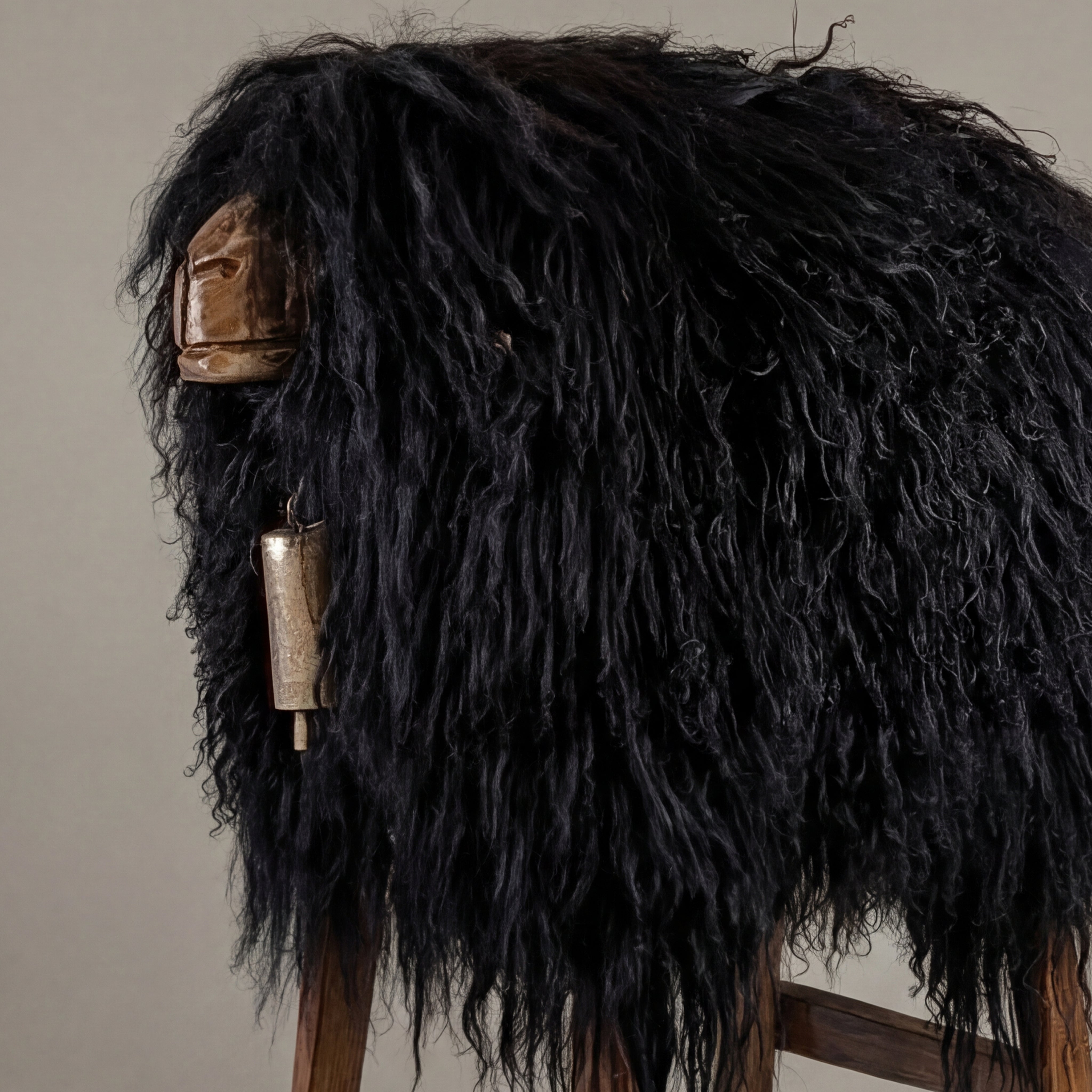 Design bar stool animal stool sheep stool "Lotte" the wild girl" Locki black