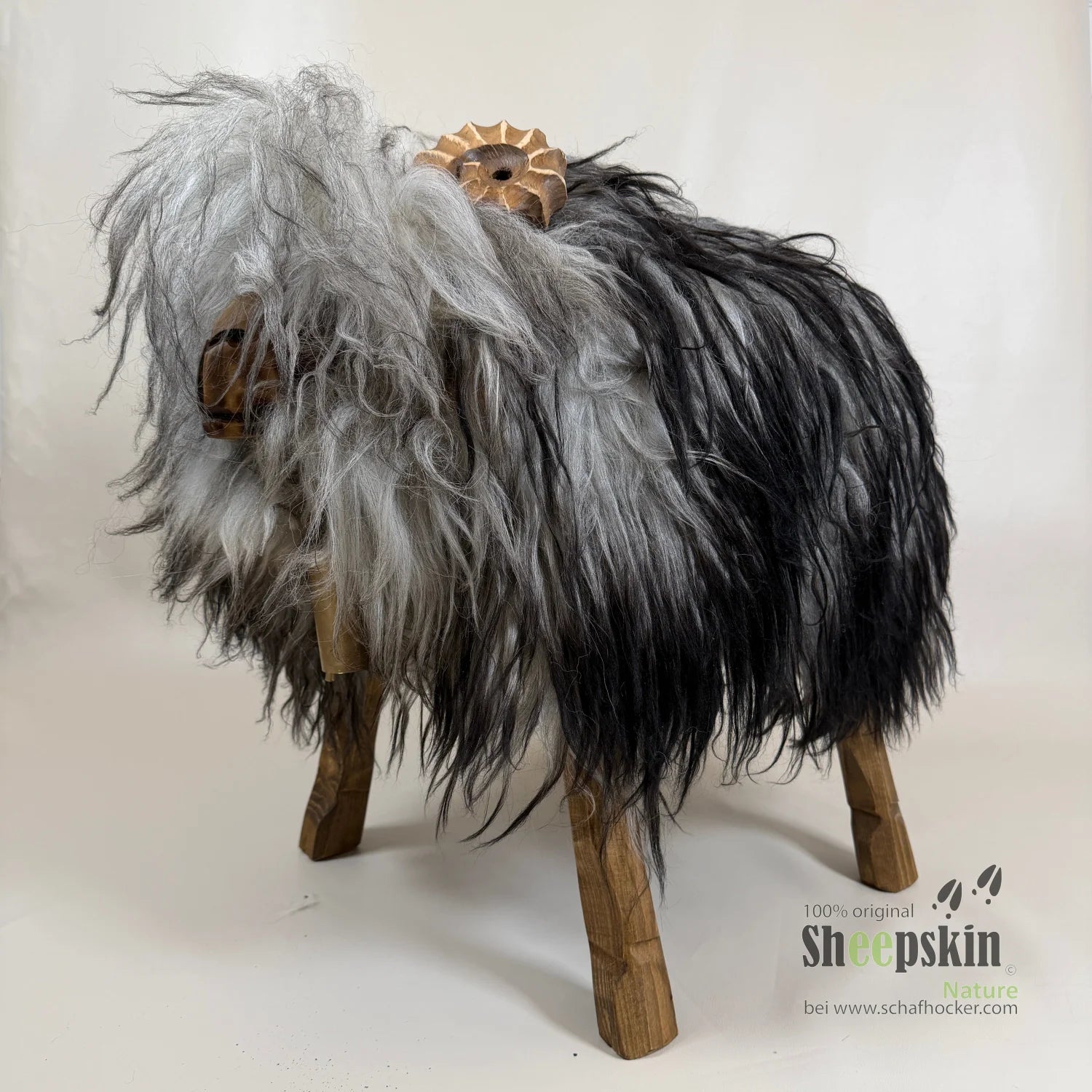 absolutes Einzelstück Schafhocker Bua »Aramis« locki