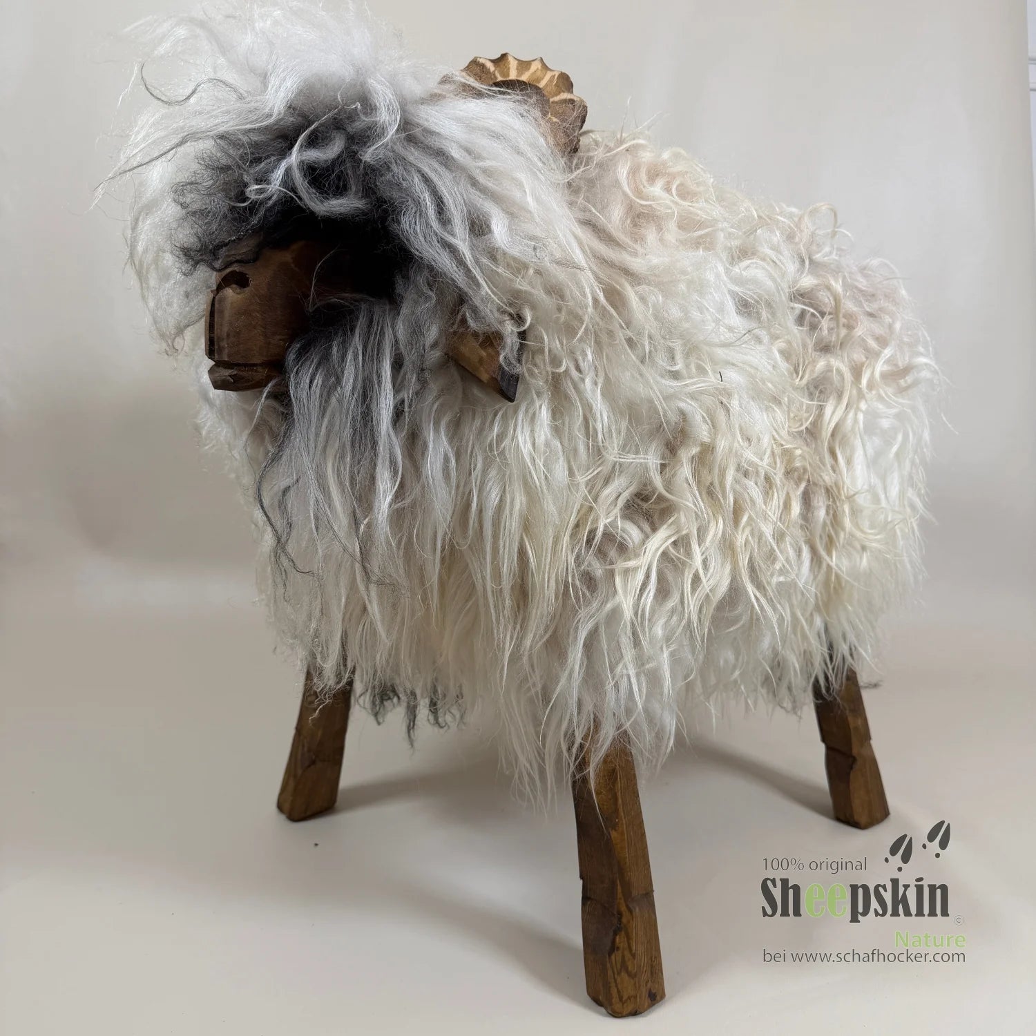 absolutes Einzelstück Schafhocker Bua »Athos« Locki limited