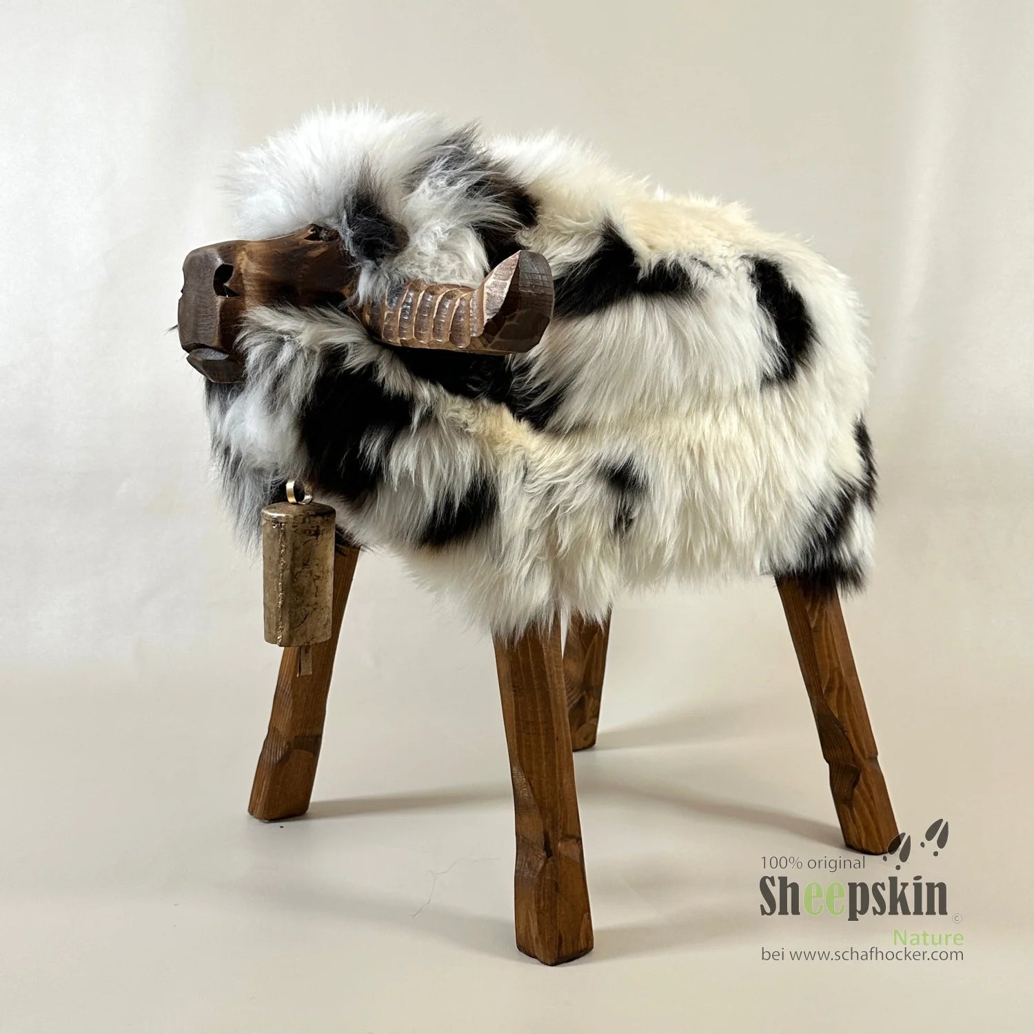 absolutes Einzelstück | Schafhocker Stier Kuhlio Designer
