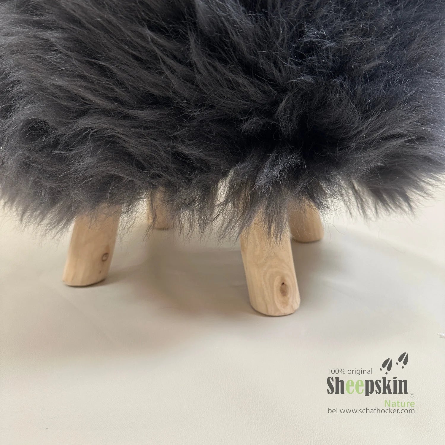 Designer Chalet Schaffell Hocker Fellhocker rund