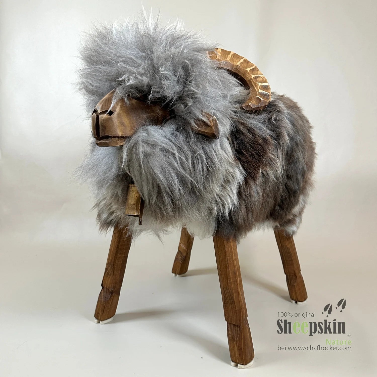 Premium Design Tierhocker ➤ Schafhocker Sir Adam das