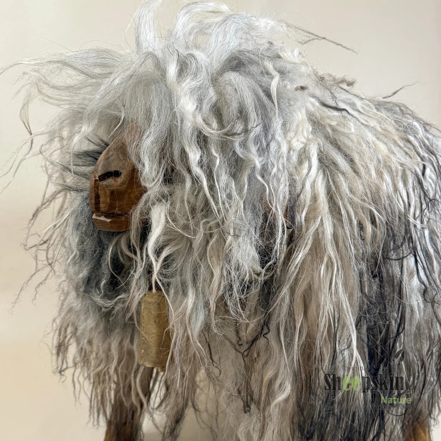 Schafhocker absolutes Einzelstück »Olivia« das wilde Madl