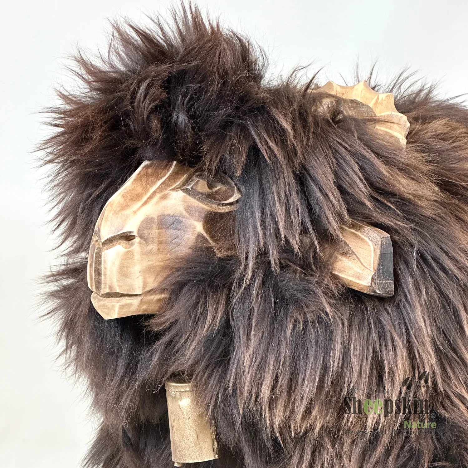 Schafhocker ➳ Oskar der lebhafte Bua braun Hocker Designer