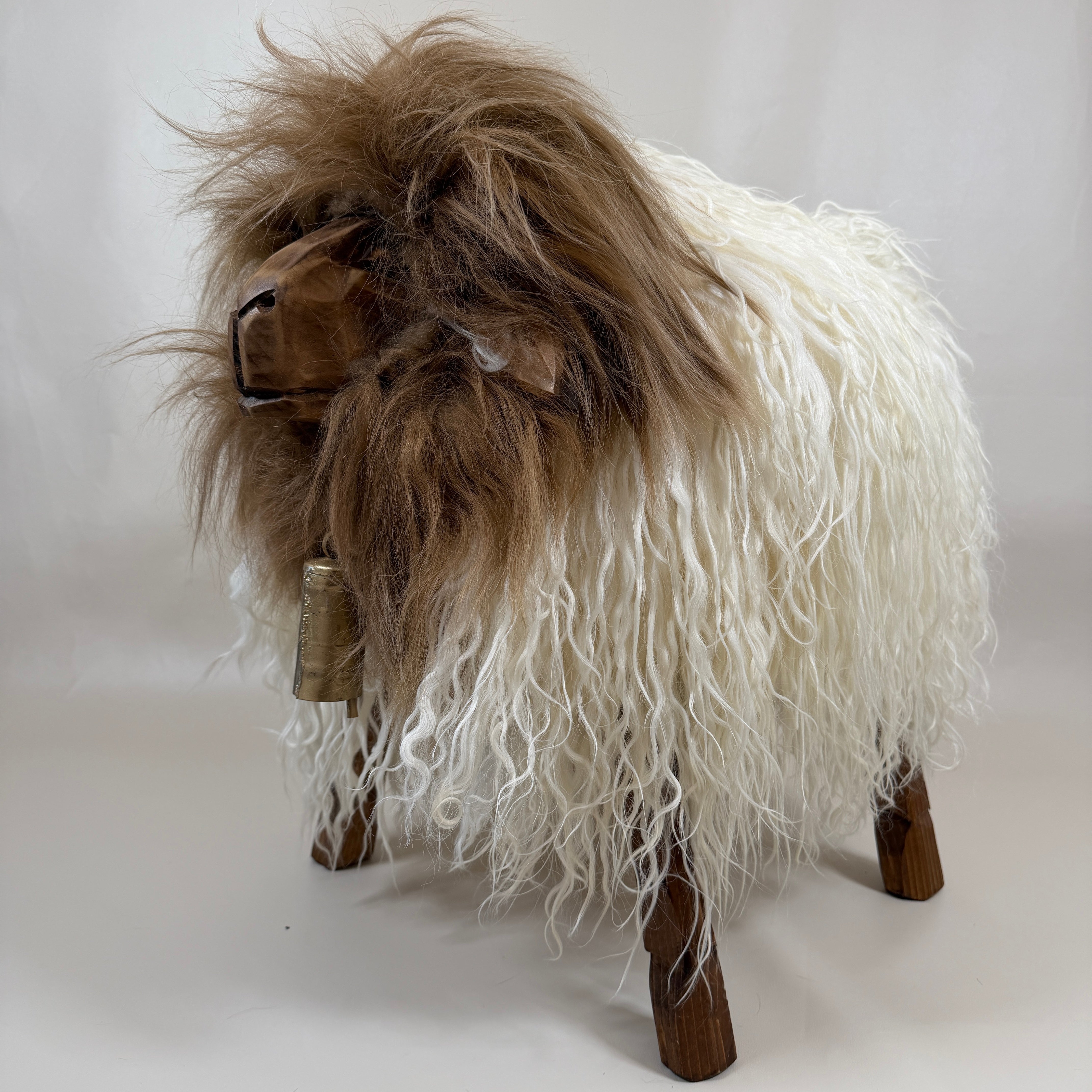 Premium Schafhocker Lady »Elsa« Madl Designer Tierhocker