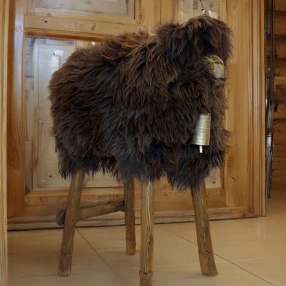 Tabouret de bar ➳ Berta la fille sauvage ➳ ours marron tabouret animal design marron mouton