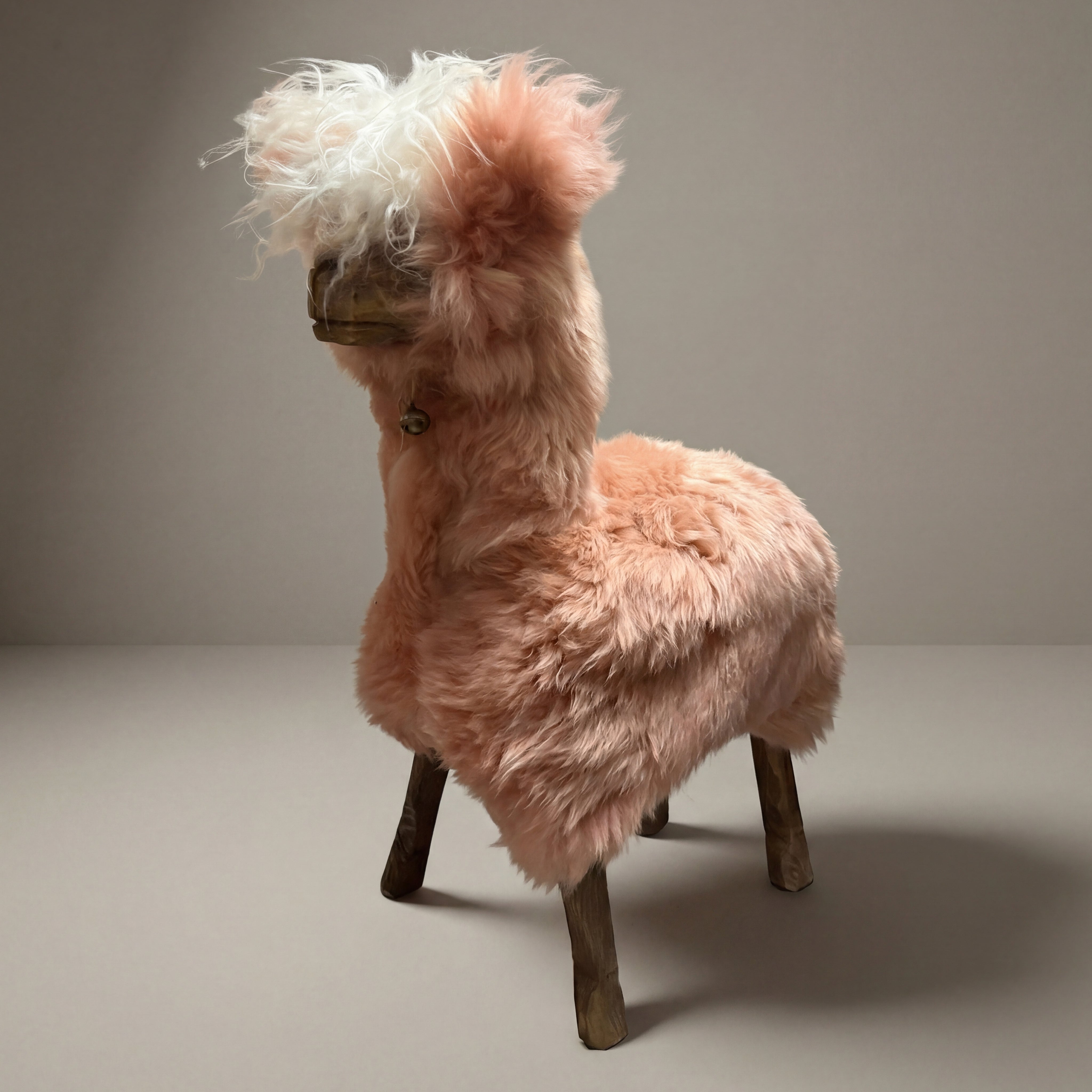 Schafhocker Alpaka »Chili« Designer Hocker Tierhocker rosa