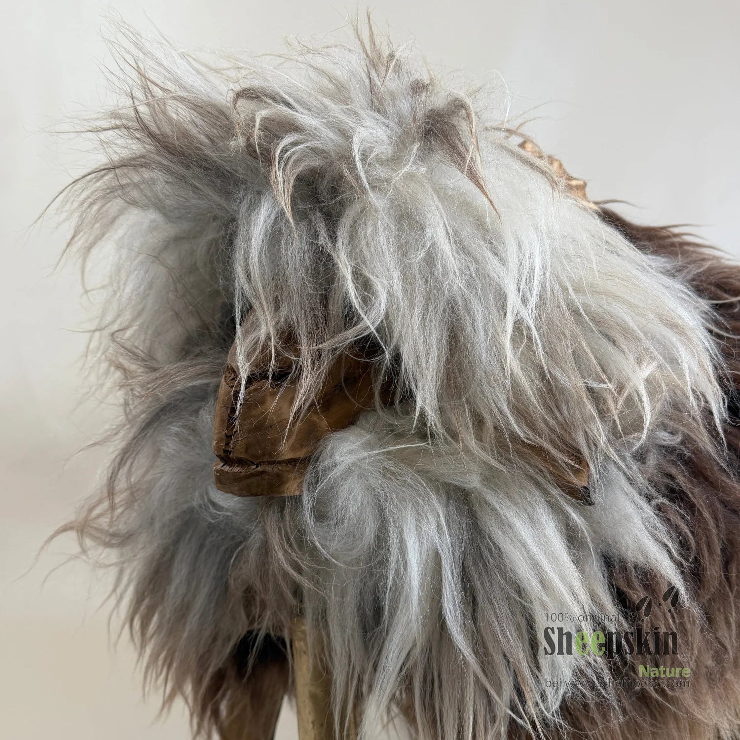 absolutes Einzelstück Schafhocker Bua »Sigfried« limited