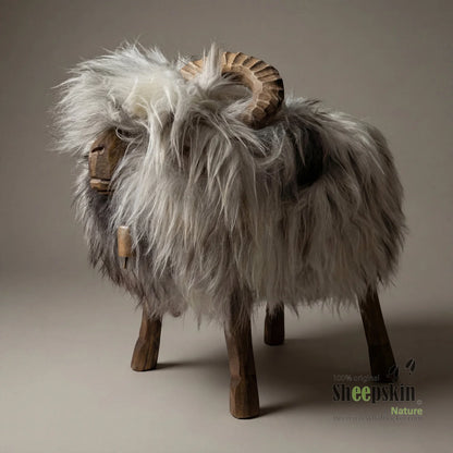 absolutes Einzelstück Schafhocker Mufflon »Richie« Designer