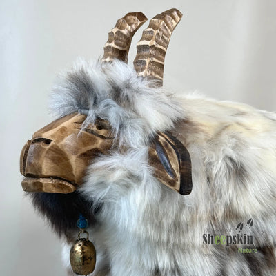 absolutes Einzelstück | Schafhocker Ziege Shaggy | Designer