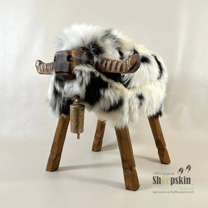 absolutes Einzelstück | Schafhocker Stier Kuhlio Designer