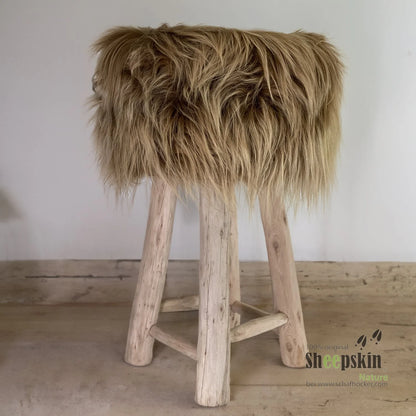 Fellhocker Barhocker rund ’fox’ Designer Tierhocker