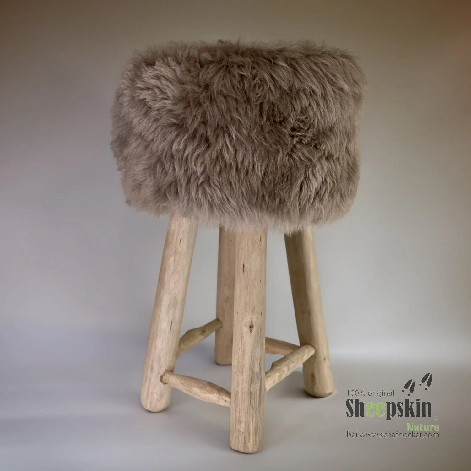 Fellhocker Barhocker rund ’sandy’ Designer Tierhocker