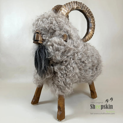 Premium Design Tierhocker ➤ Schafhocker absolutes