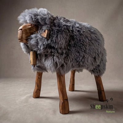 Premium Design Tierhocker Schafhocker »Claudi« das hübsche