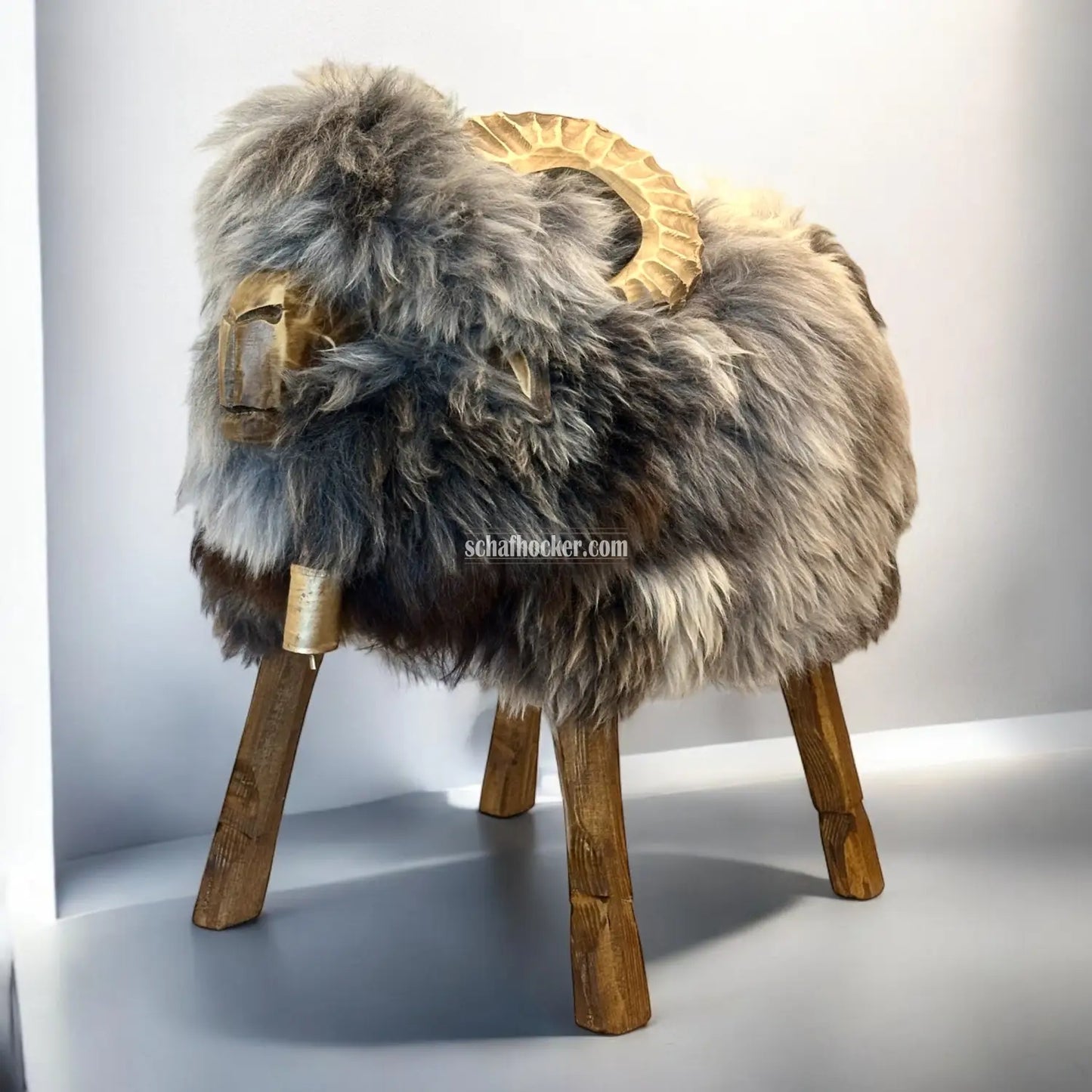 Premium Design Tierhocker ➤ Schafhocker Milo das Mufflon | grau limited Schafhocker Mufflon