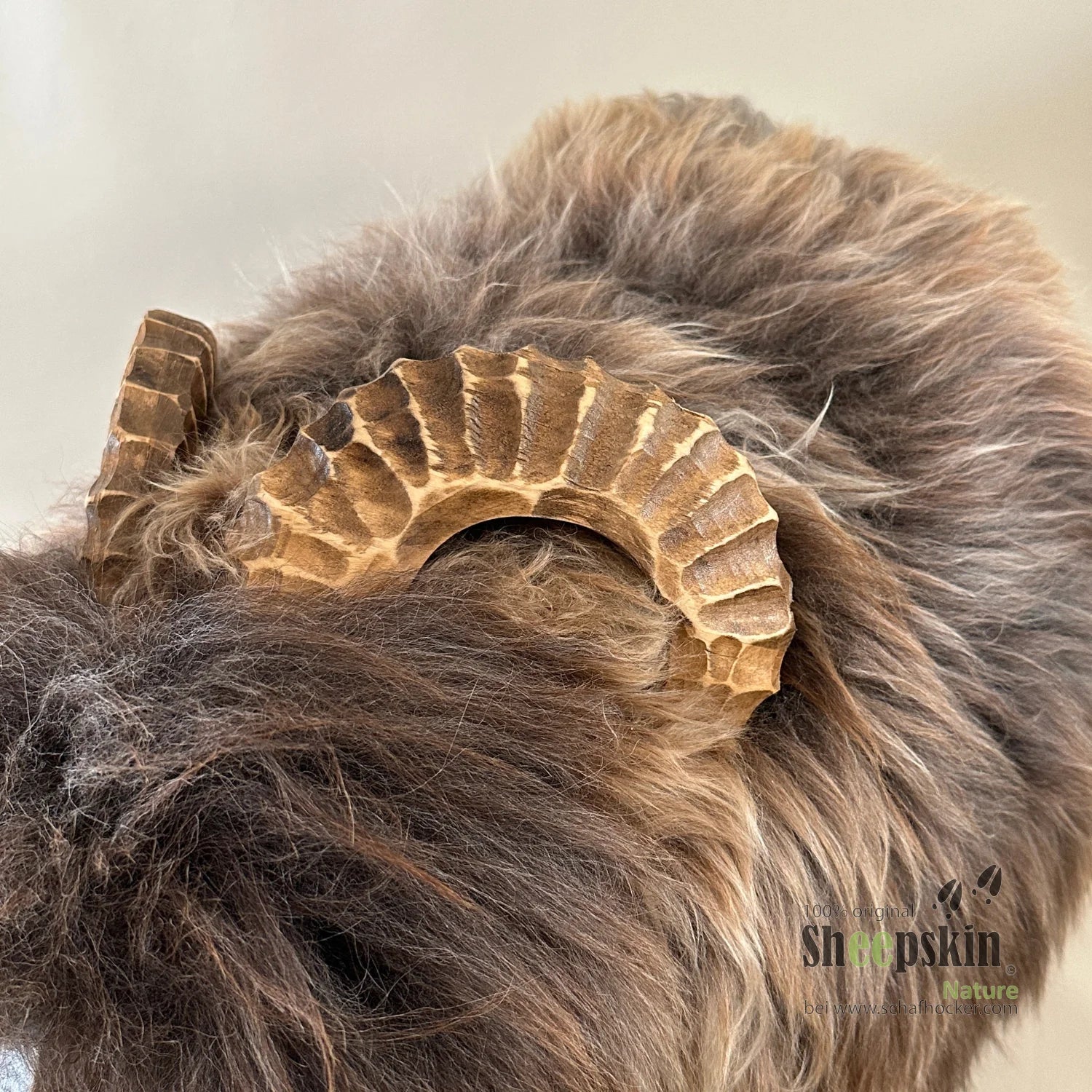 Premium Design Tierhocker ➤ Schafhocker Arthur das