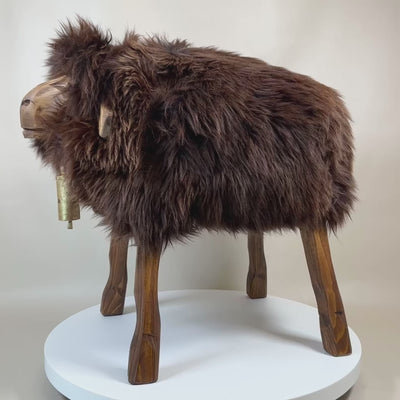Designer Tierhocker Schafhocker »Rosi« das freche Madl braunbär braun
