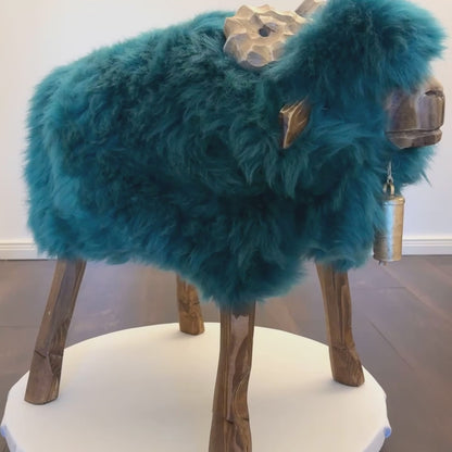 Tabouret mouton ➳ Emil le Bua glamour ➳ tabouret pétrole tabouret animal design bélier
