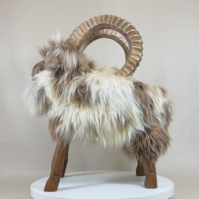 Sgabello per animali dal design premium Sgabello per pecore »Berti« lo stambecco bianco limitato