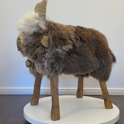 Prémium dizájn állati széklet juhszék »Vroni« a pimasz kecske sötét limitált