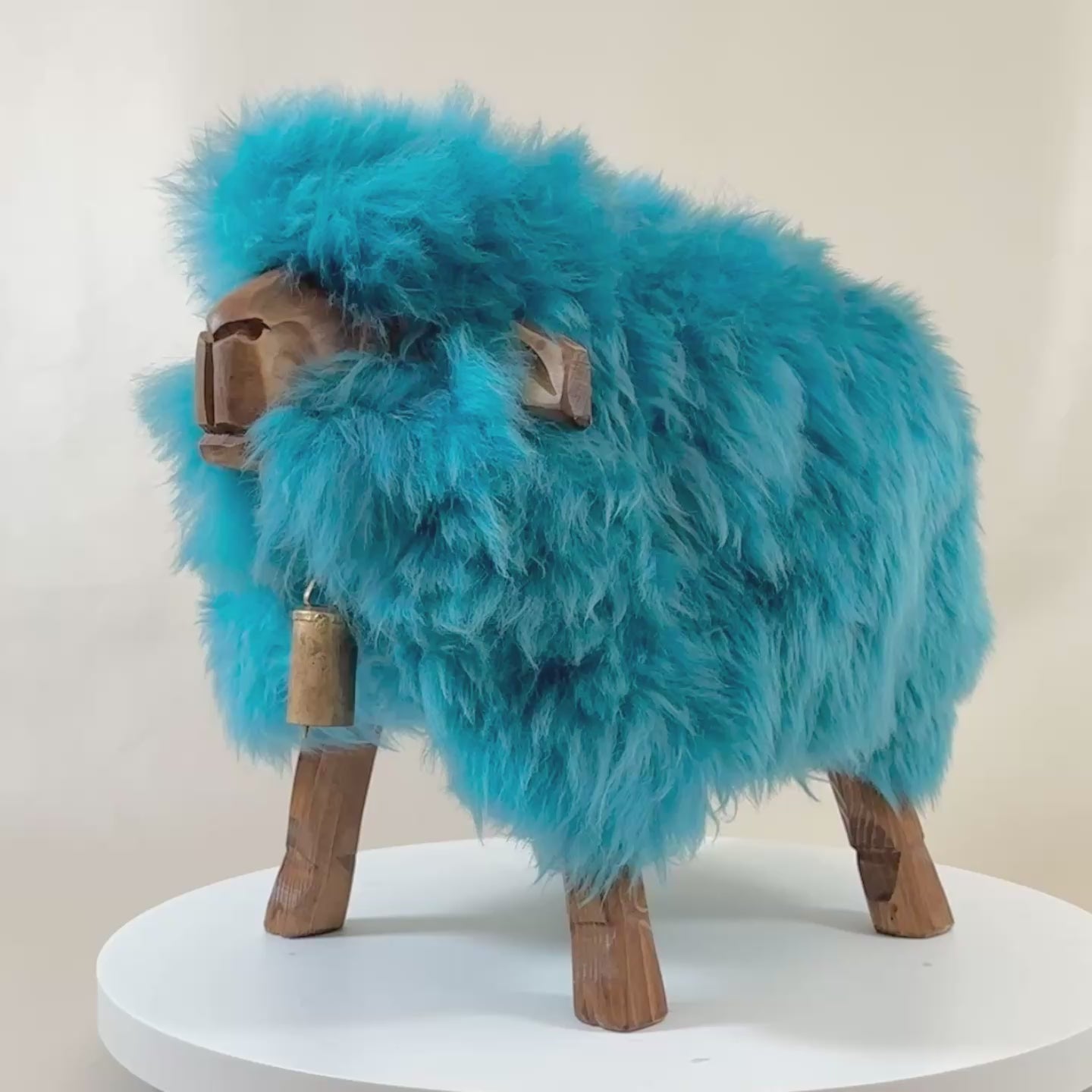 Video laden: Designer Kinderhocker »Malea« das freche Madl türkis Schafhocker Kids