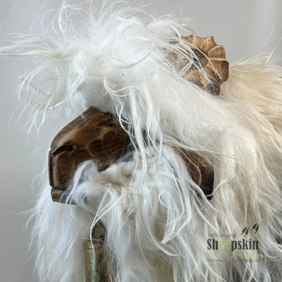 Schafhocker absolutes Einzelstück ➳ Jogi der wilde Bua weiß