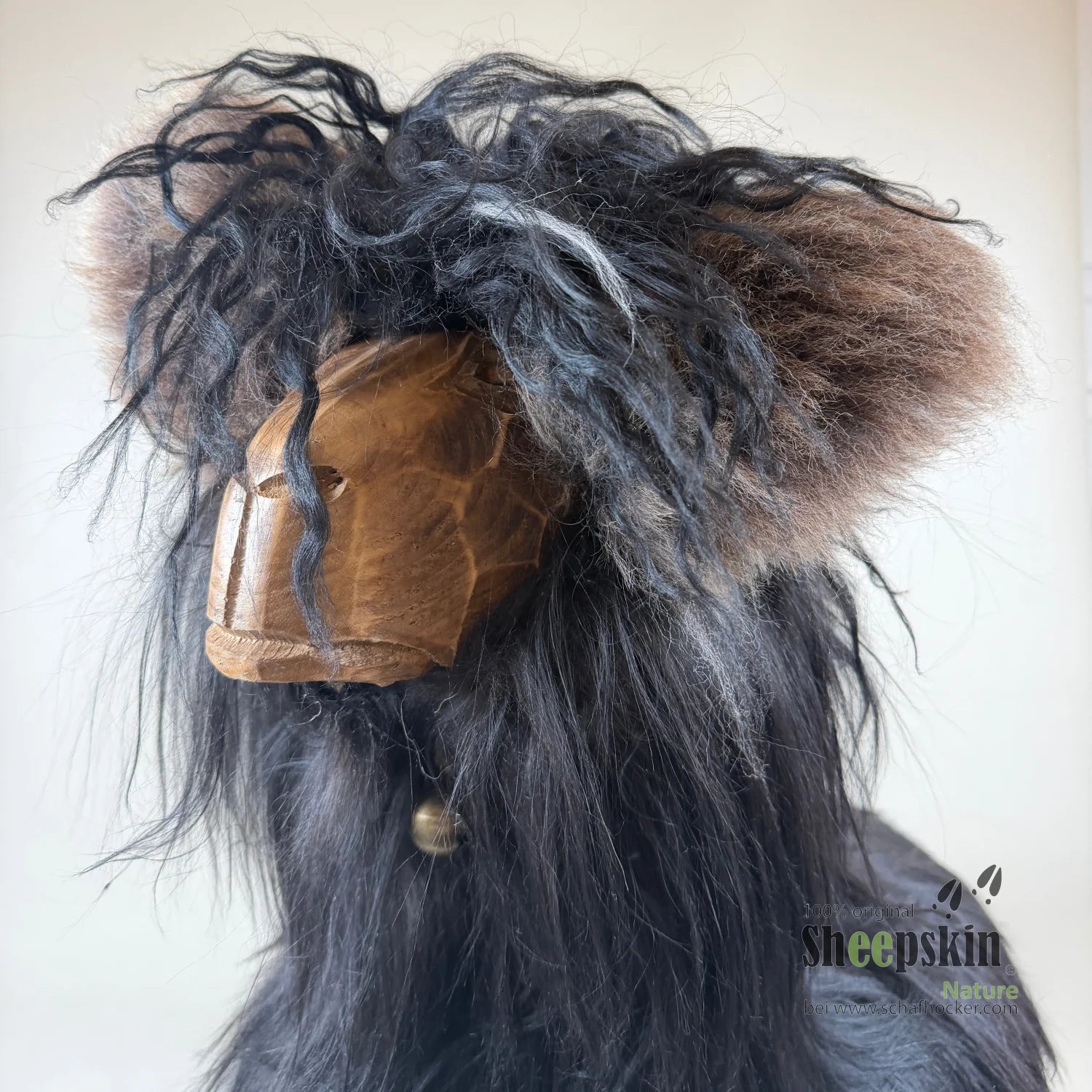 Schafhocker Alpaka Ötzi »Kusco« Designer Hocker Tierhocker