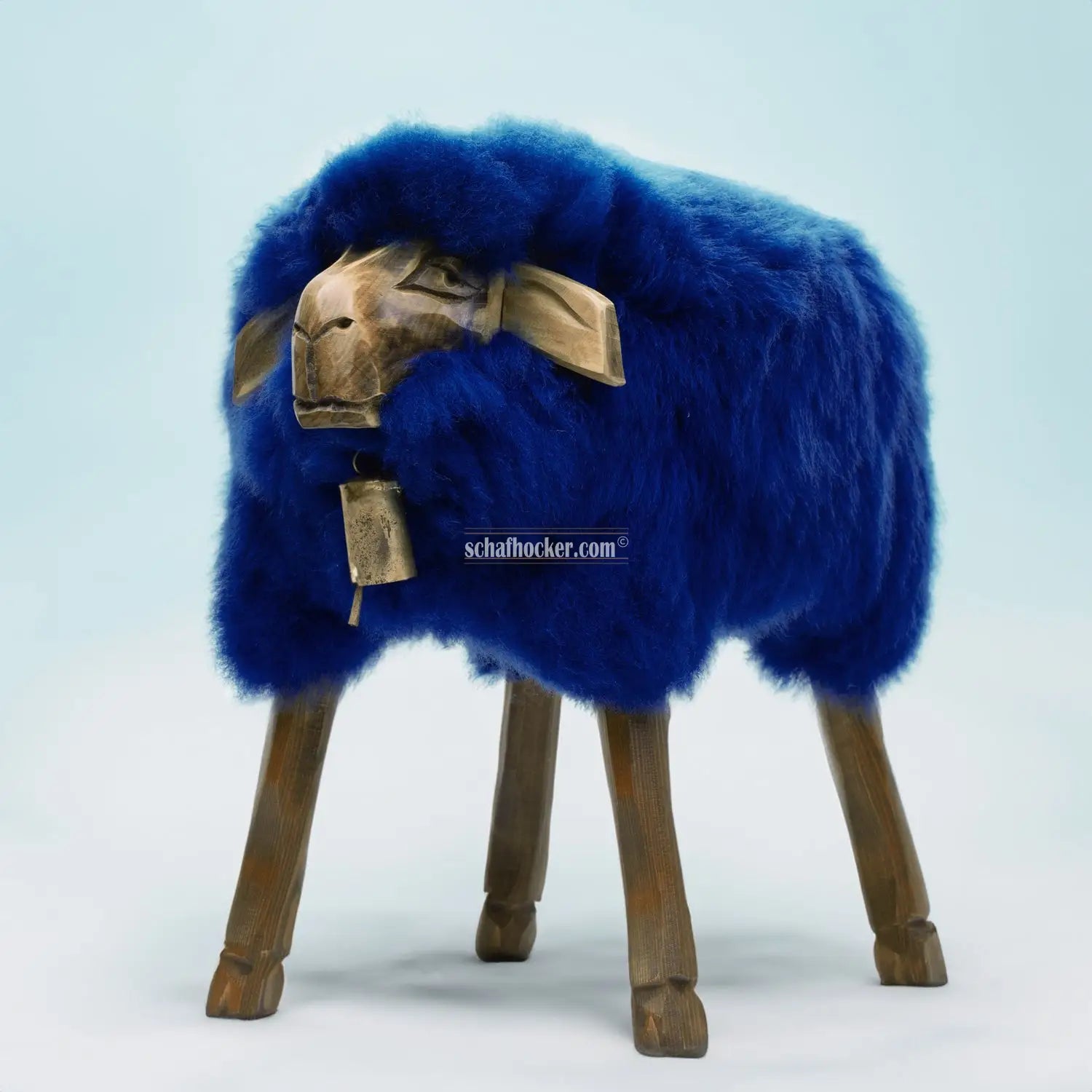 Schafhocker ’Emma das royale Madl’ royalblau Designer