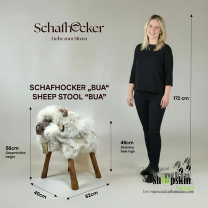 absolutes Einzelstück Schafhocker Bua »Lennart« Designer