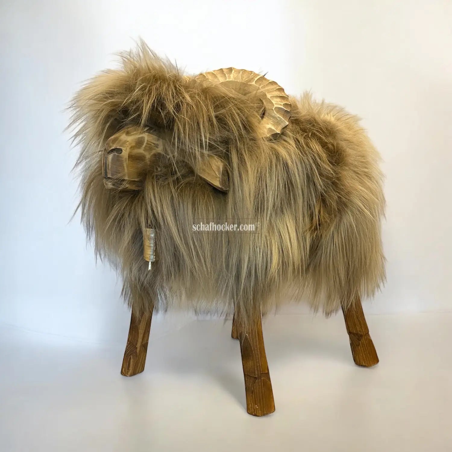 Schafhocker Mufflon Antonio | Designer Hocker Schafbock Tierhocker Schafhocker Mufflon