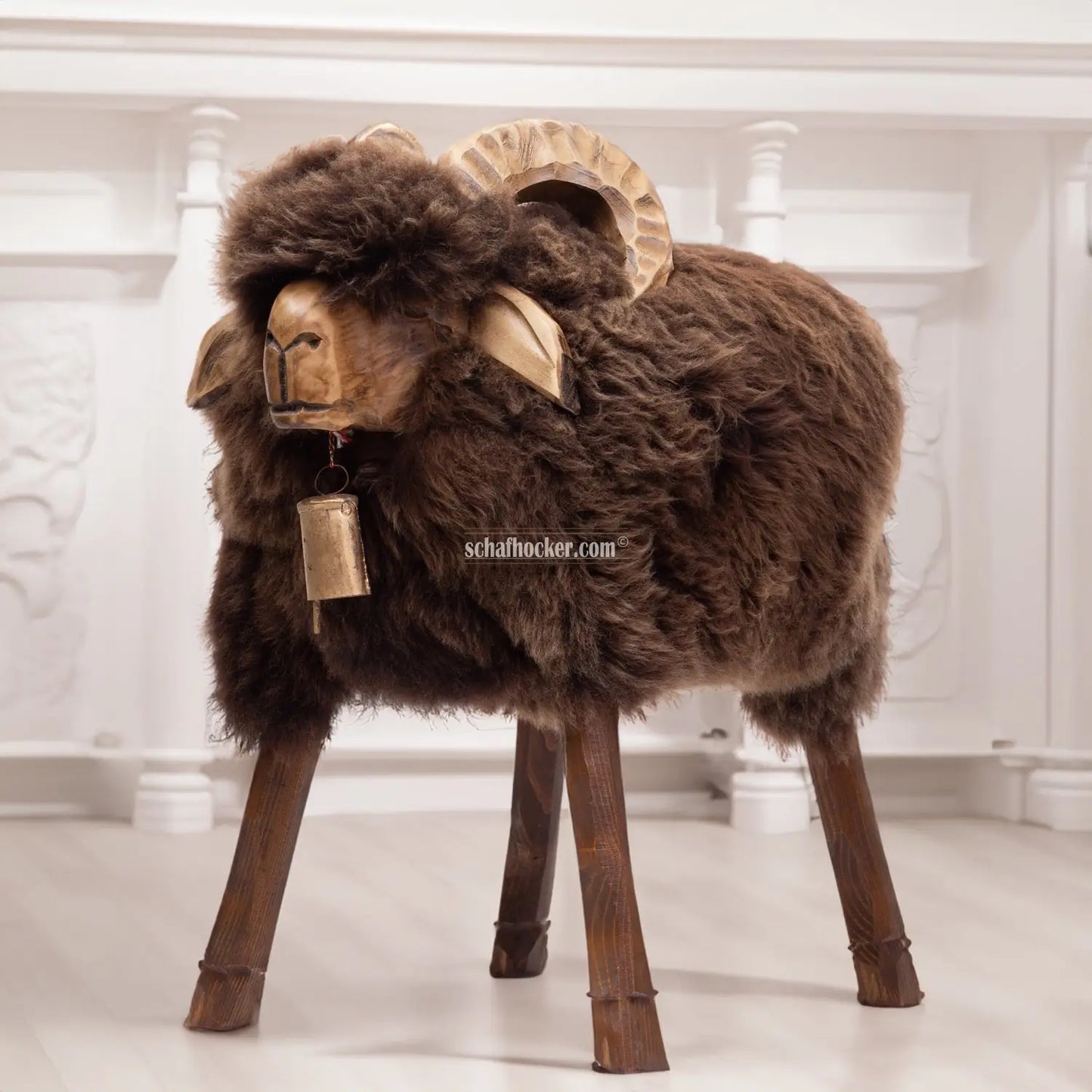 Tierhocker Mufflon 💕 Hansi braunbärbraun Designer Barhocker